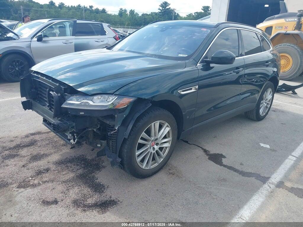 SADCK2BV8HA885053 2017 JAGUAR F-PACE photo no. 2