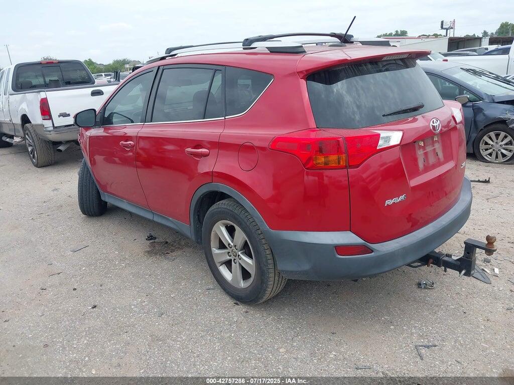 2T3WFREVXFW199614 2015 TOYOTA RAV4 photo no. 3