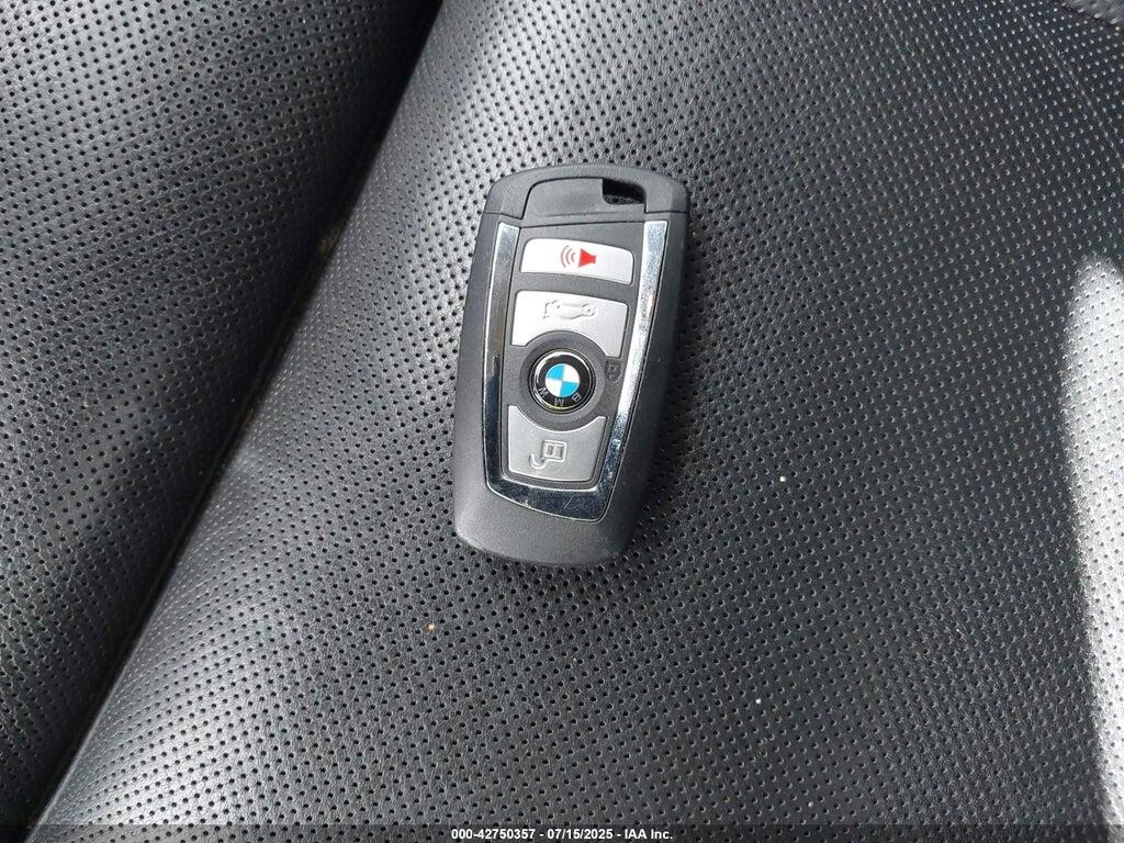 WBA5B1C52FD918831 2015 BMW 535I photo no. 11