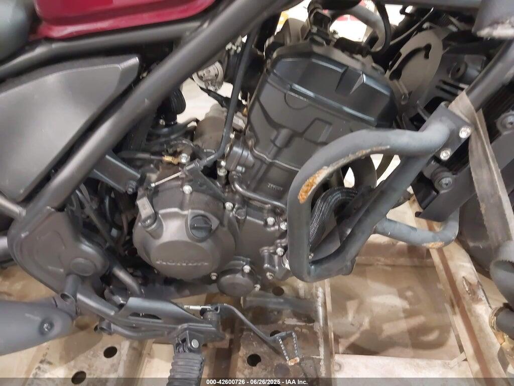 MLHNC5300P5600596 2023 HONDA CMX300 photo no. 8