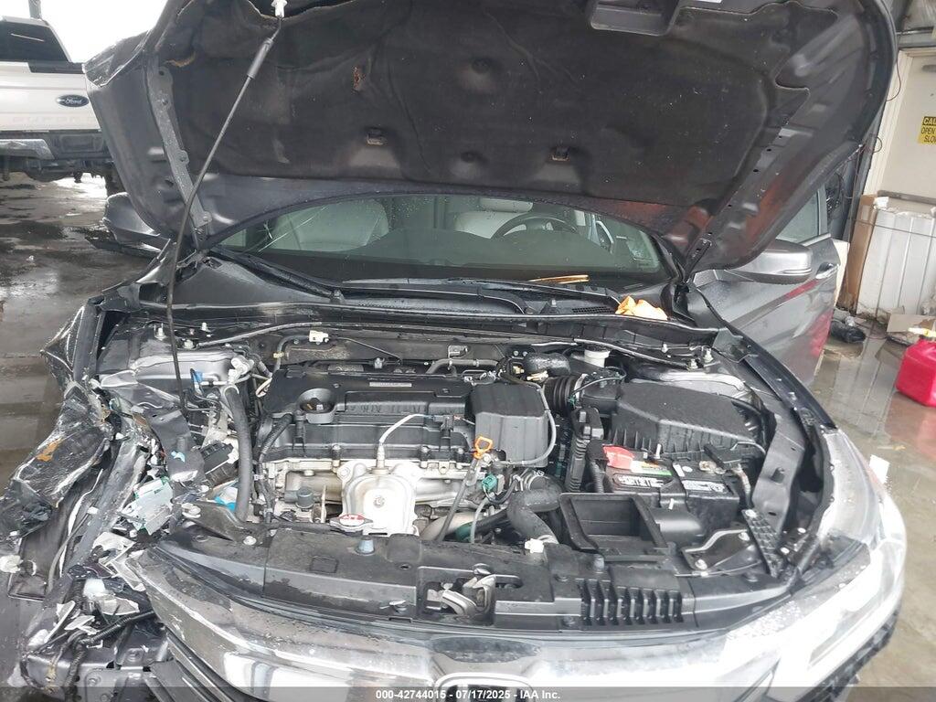 1HGCR2F84HA032145 2017 HONDA ACCORD photo no. 10