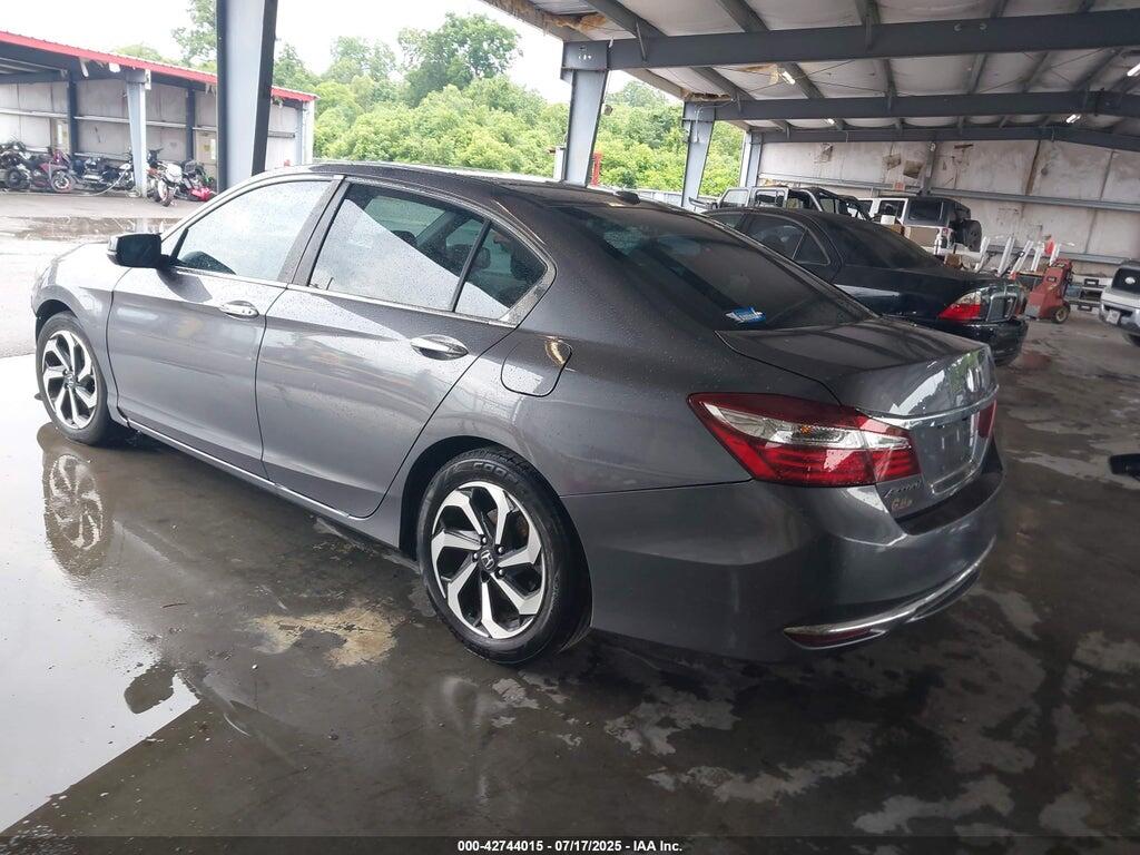 1HGCR2F84HA032145 2017 HONDA ACCORD photo no. 3