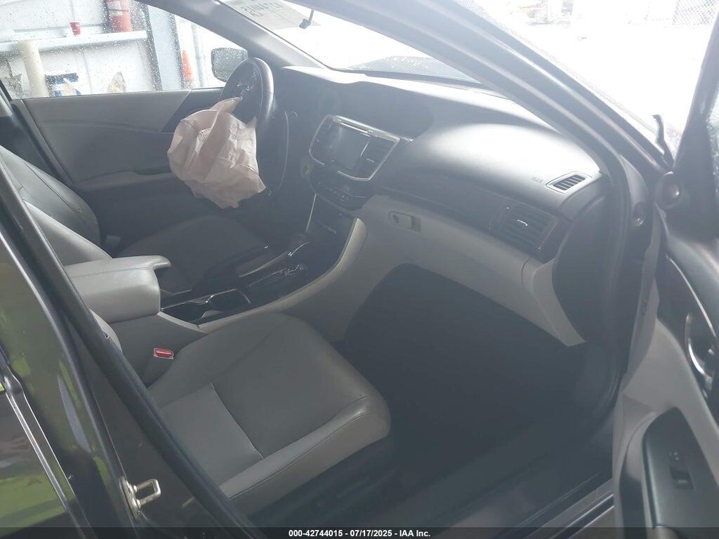 1HGCR2F84HA032145 2017 HONDA ACCORD photo no. 5
