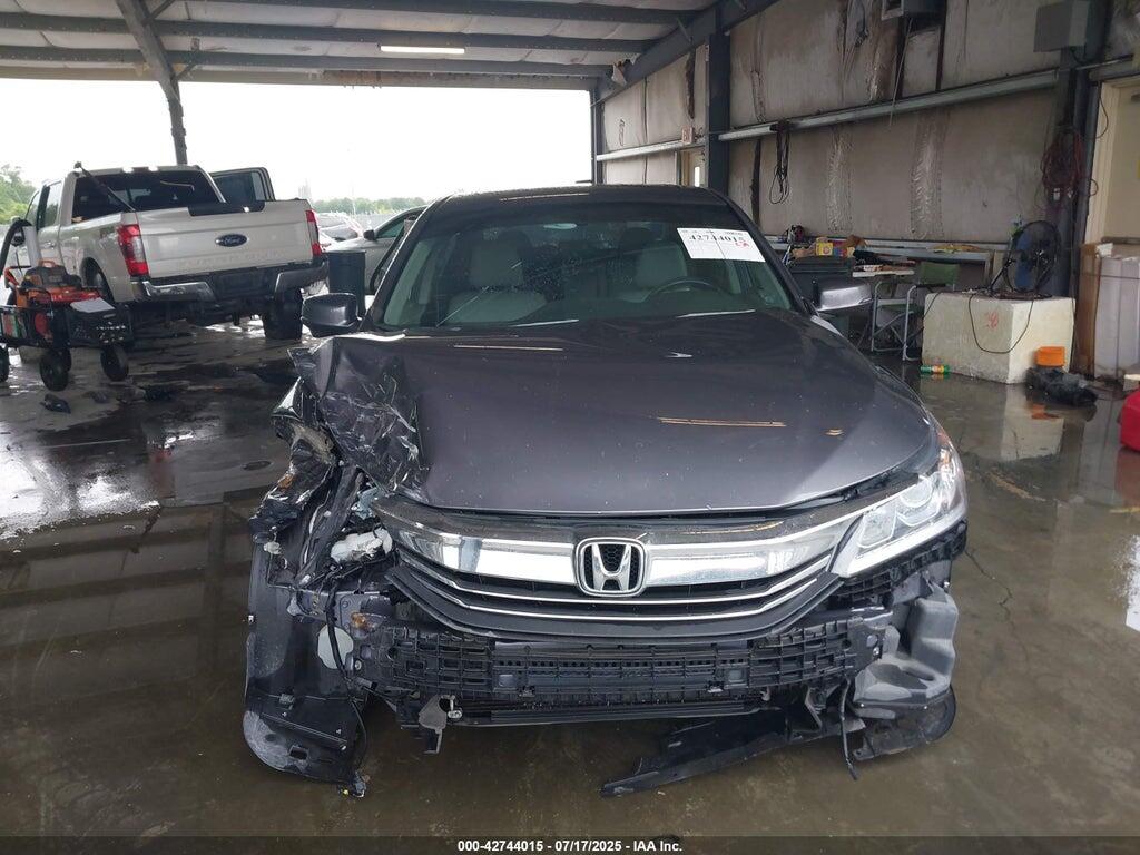 1HGCR2F84HA032145 2017 HONDA ACCORD photo no. 6