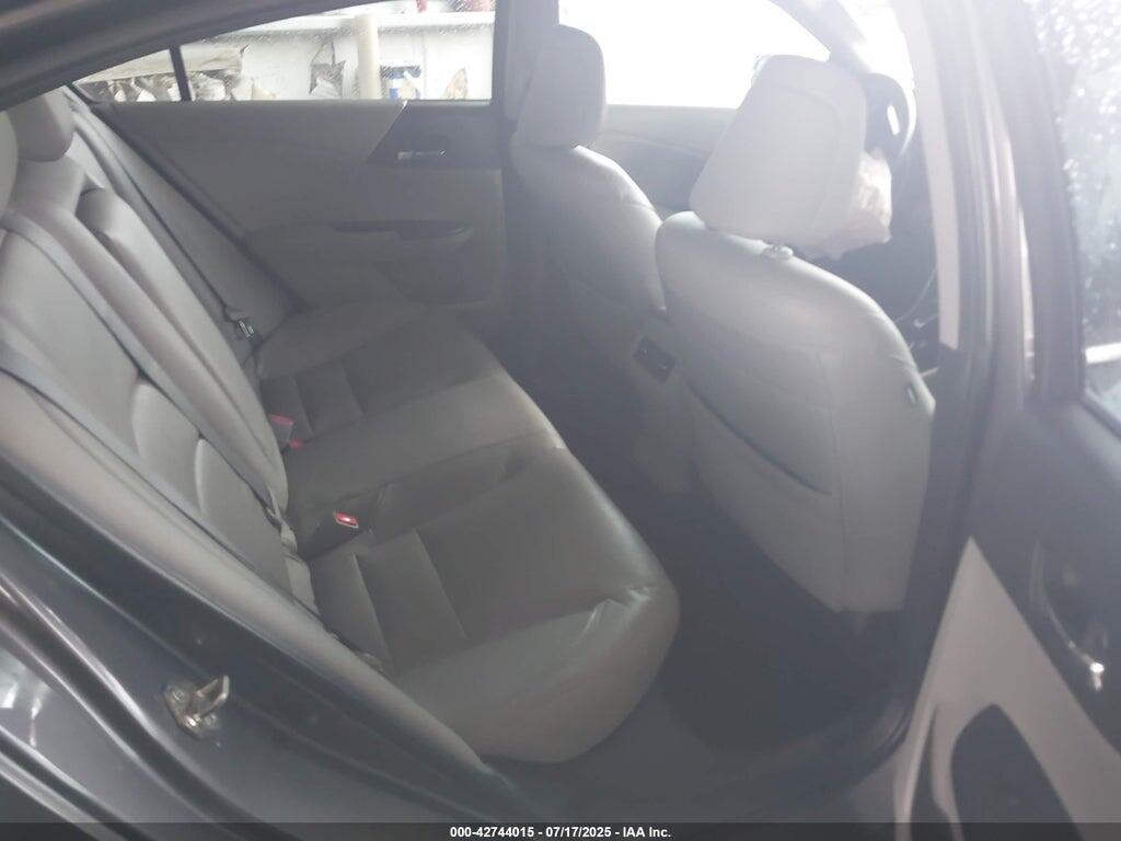 1HGCR2F84HA032145 2017 HONDA ACCORD photo no. 8