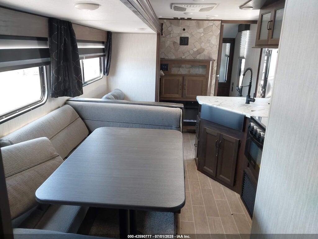 4X4TCKE24MX147116 2021 FOREST RIVER CHEROKEE photo no. 8