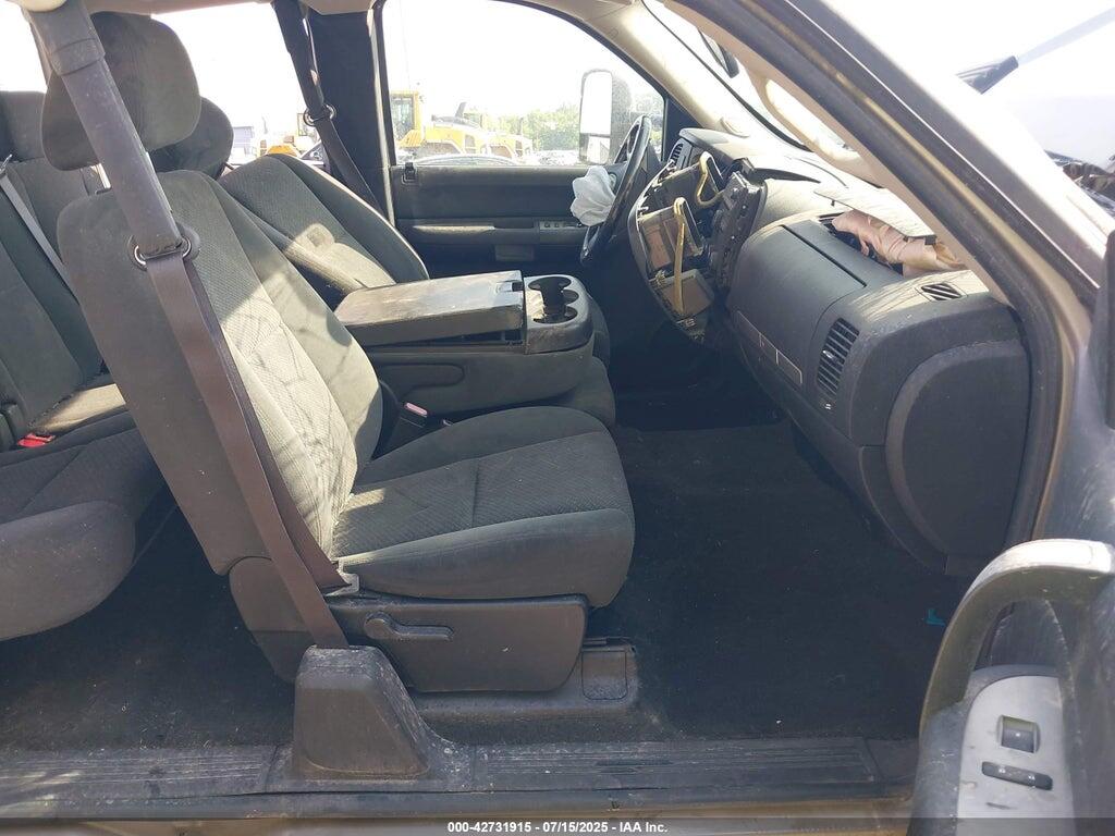 1GCHK29K98E132184 2008 CHEVROLET SILVERADO 2500HD photo no. 5