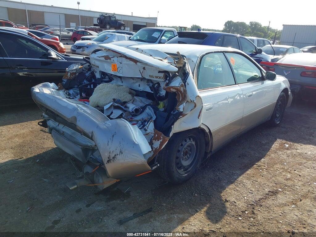 JT8BF28G2W5030907 1998 LEXUS ES 300 photo no. 4