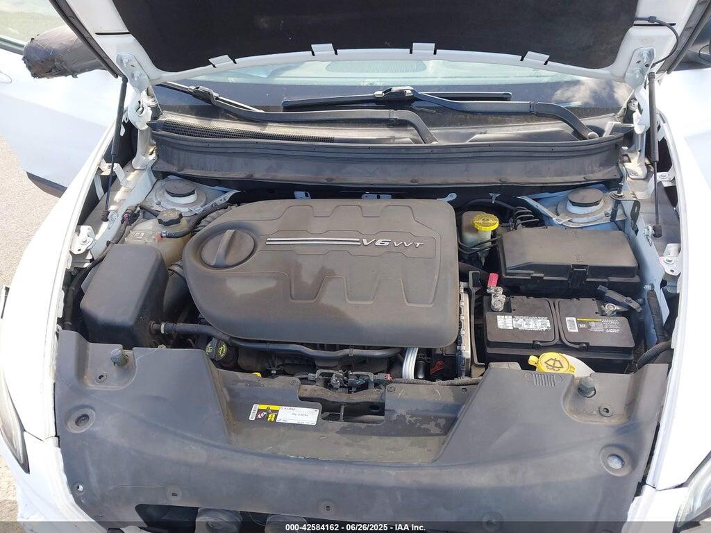 1C4PJLCS5HW514140 2017 JEEP CHEROKEE photo no. 10