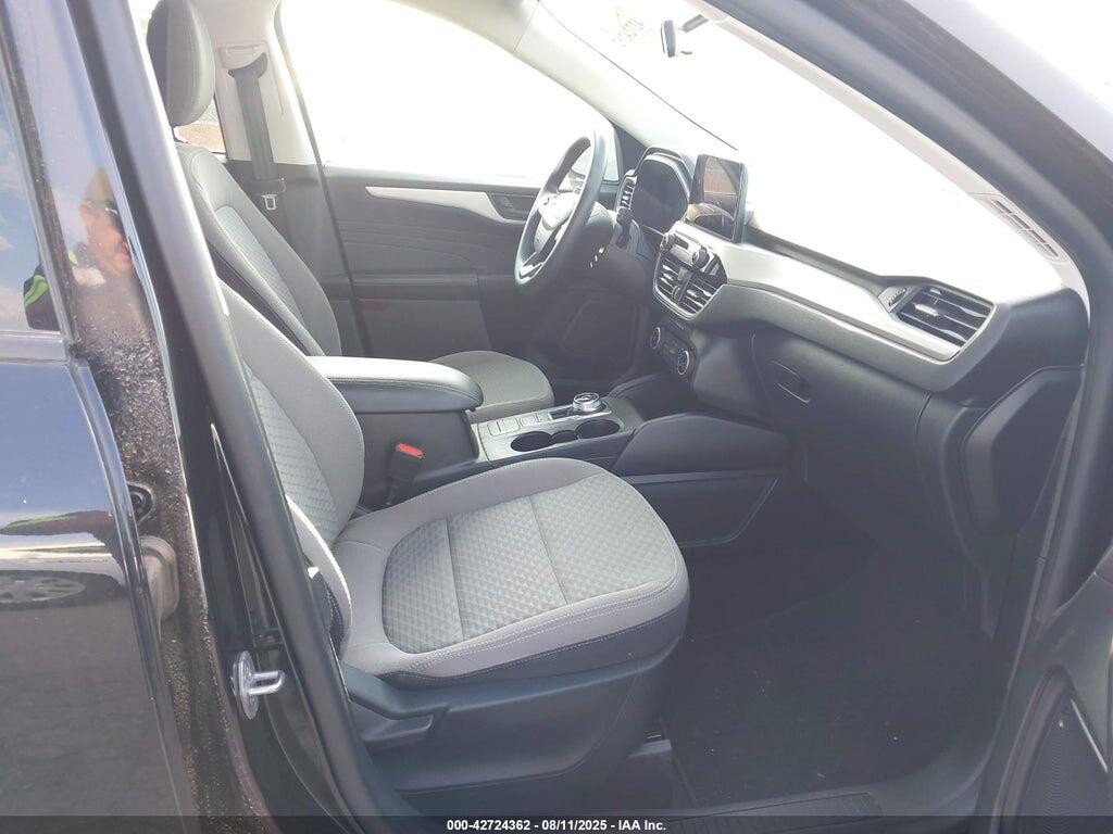 1FMCU9G62NUB41003 2022 FORD ESCAPE photo no. 5