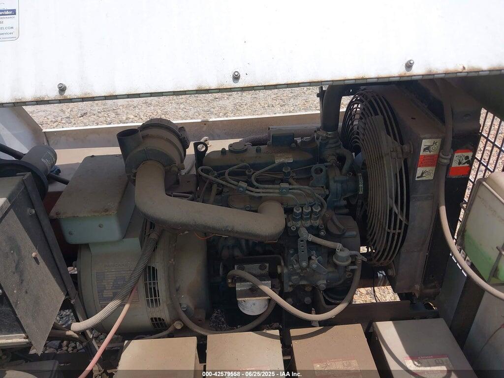 5AJLS16171B001083 2001 MOBILE FLOODLIGHT TRAILER photo no. 10