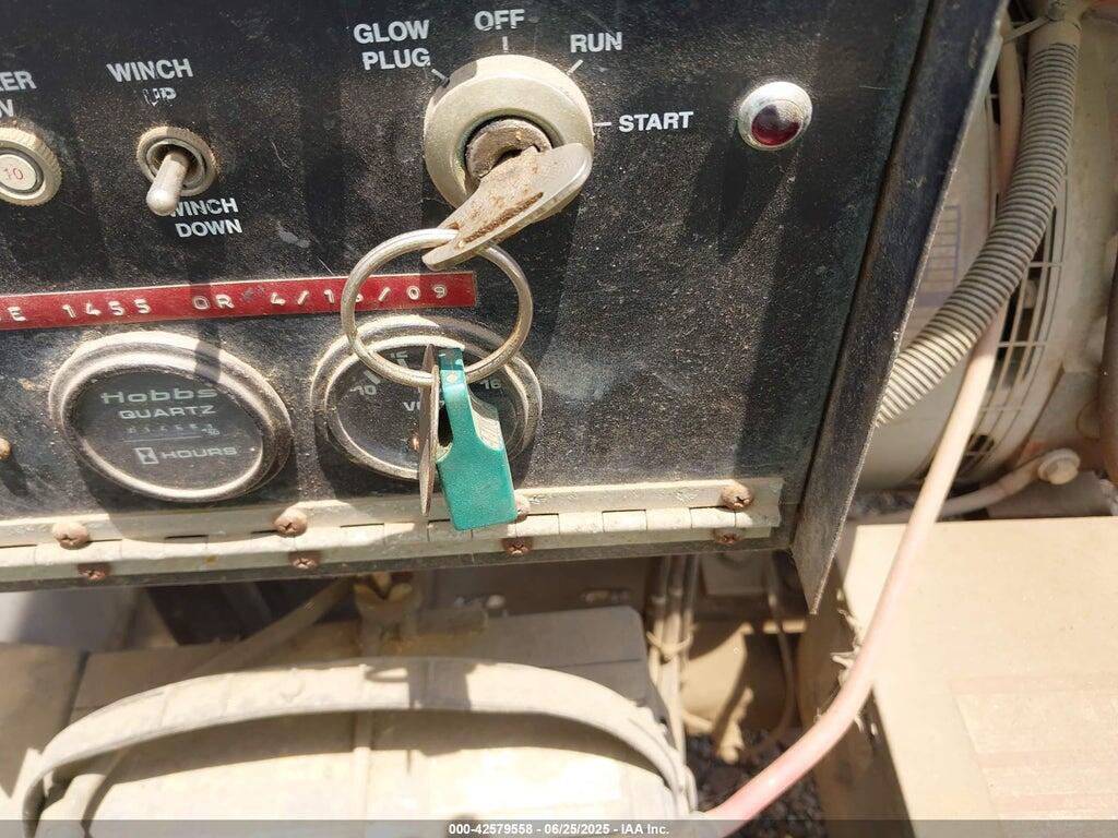 5AJLS16171B001083 2001 MOBILE FLOODLIGHT TRAILER photo no. 11