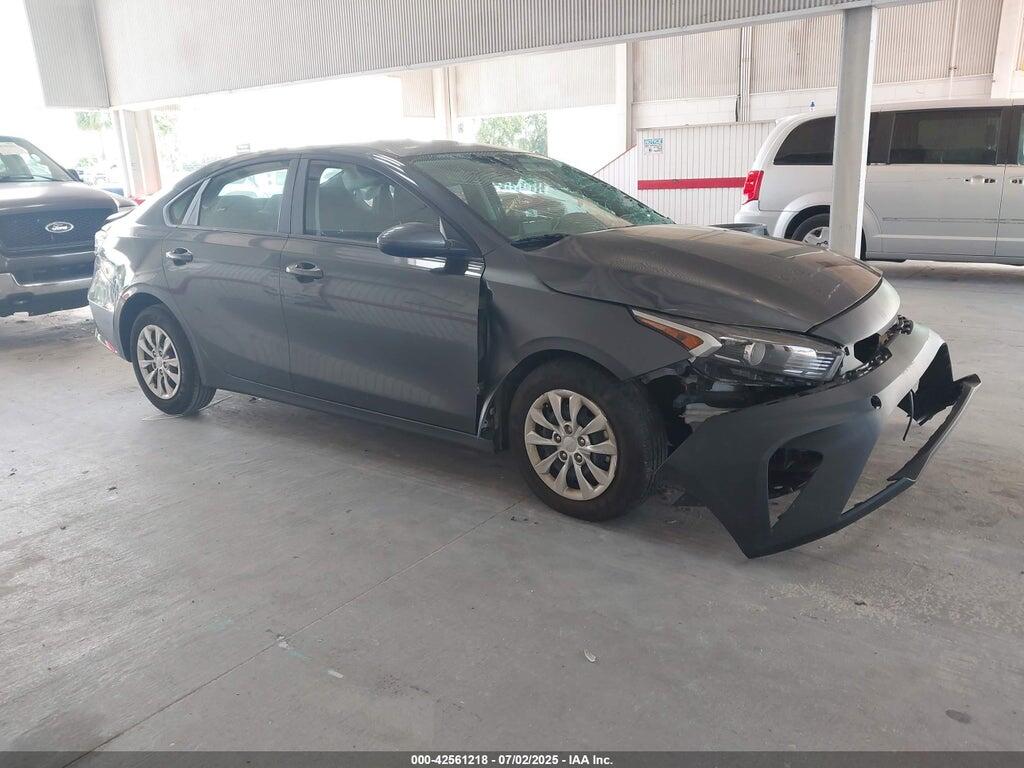 3KPF24AD7RE813675 2024 KIA FORTE photo no. 1