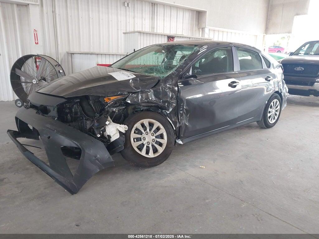 3KPF24AD7RE813675 2024 KIA FORTE photo no. 2