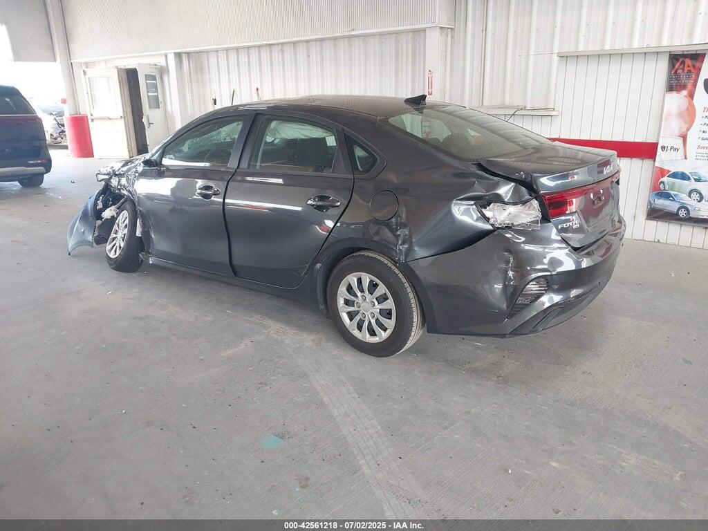 3KPF24AD7RE813675 2024 KIA FORTE photo no. 3