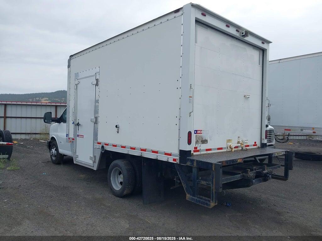 1HA3GSCG0KN004385 2019 CHEVROLET EXPRESS CUTAWAY 4500 photo no. 3