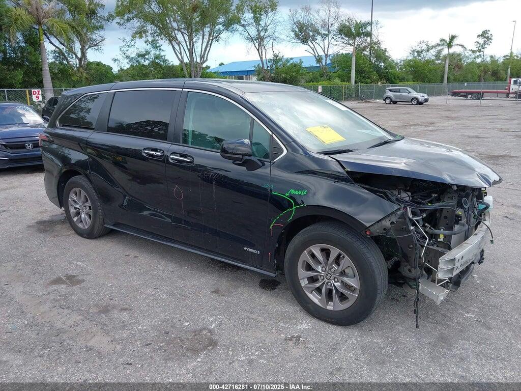 5TDYRKEC8MS038683 2021 TOYOTA SIENNA photo no. 1