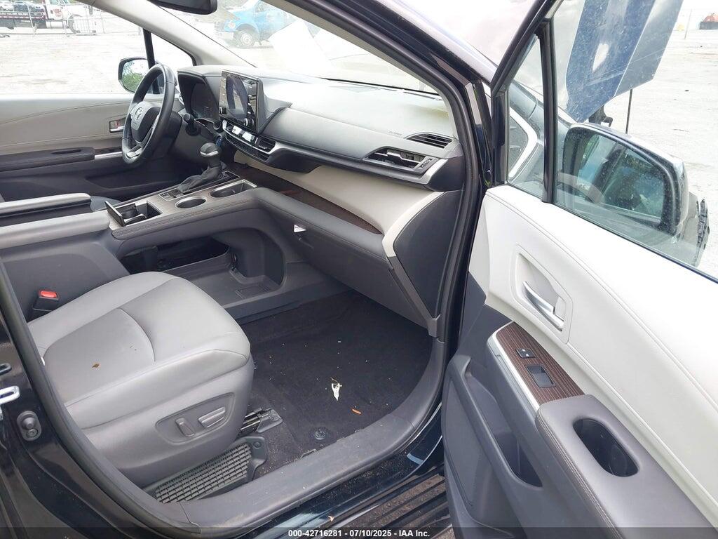 5TDYRKEC8MS038683 2021 TOYOTA SIENNA photo no. 5