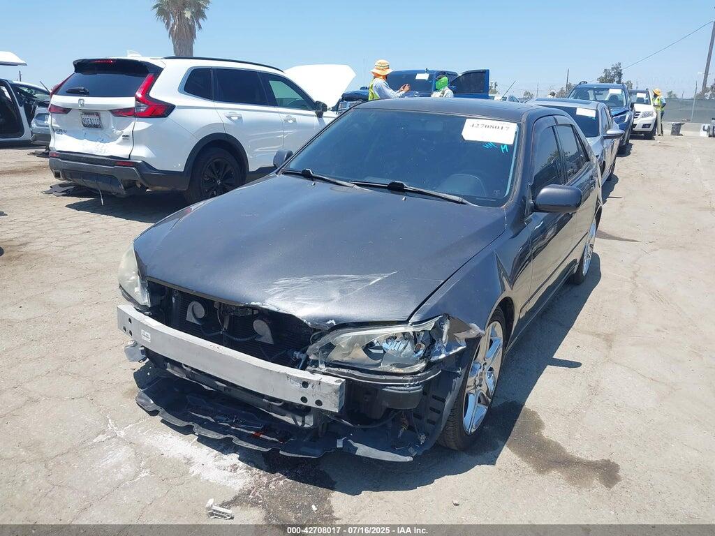 JTHBD182710019413 2001 LEXUS IS 300 photo no. 2