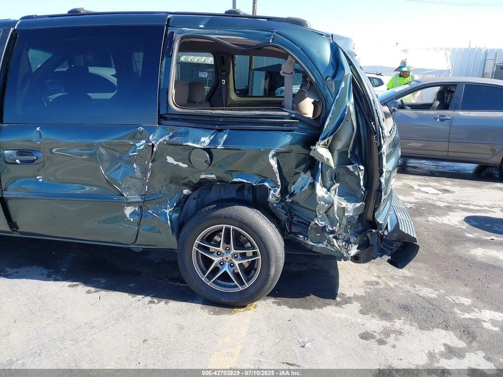 2C4GP44G41R104796 2001 CHRYSLER TOWN & COUNTRY photo no. 6