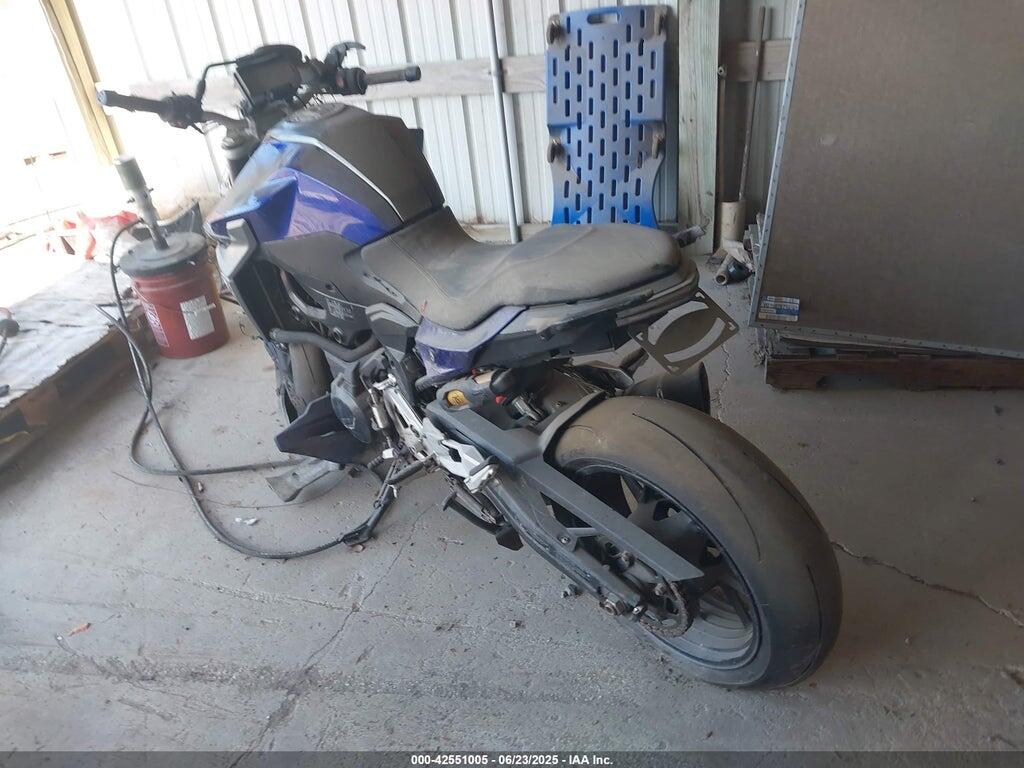WB10K1308M6D60423 2021 BMW F 900 photo no. 3