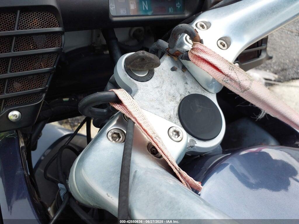 WB10419A62ZE79917 2002 BMW R1150 photo no. 11