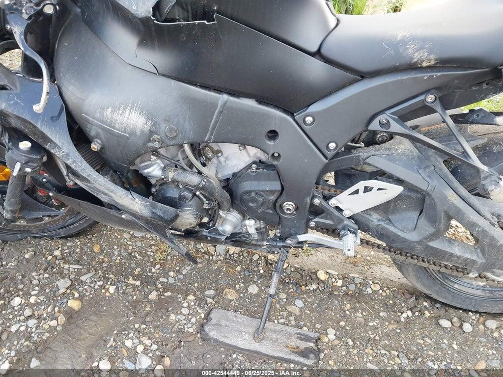JKBZXVM13SA009524 2025 KAWASAKI ZX1002 photo no. 9