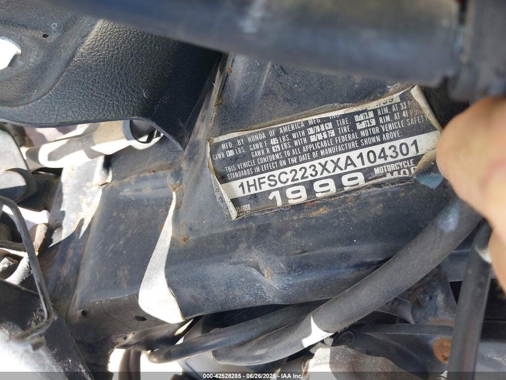 1HFSC223XXA104301 1999 HONDA GL1500 photo no. 10