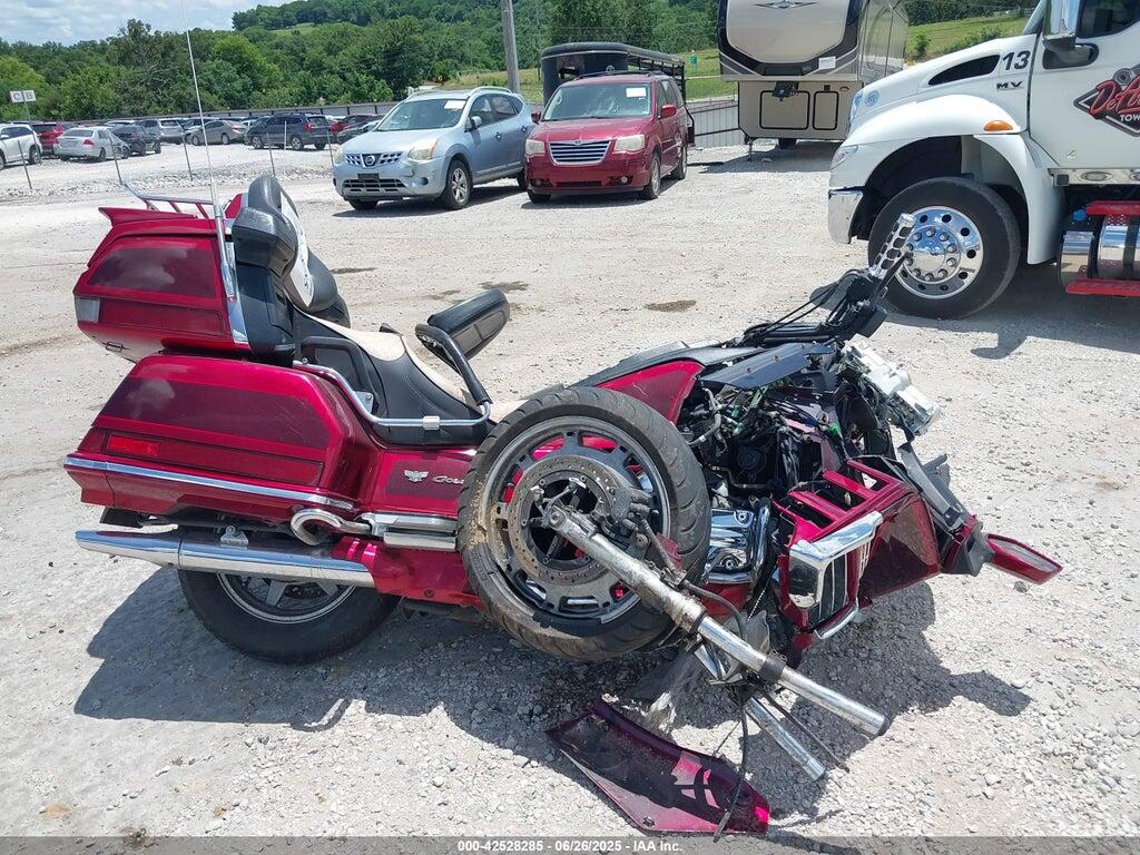 1HFSC223XXA104301 1999 HONDA GL1500 photo no. 11