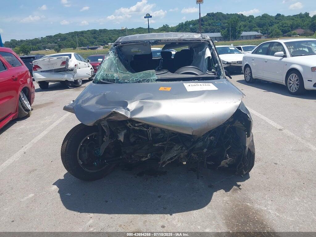 KNDJN2A2XG7290086 2016 KIA SOUL photo no. 6