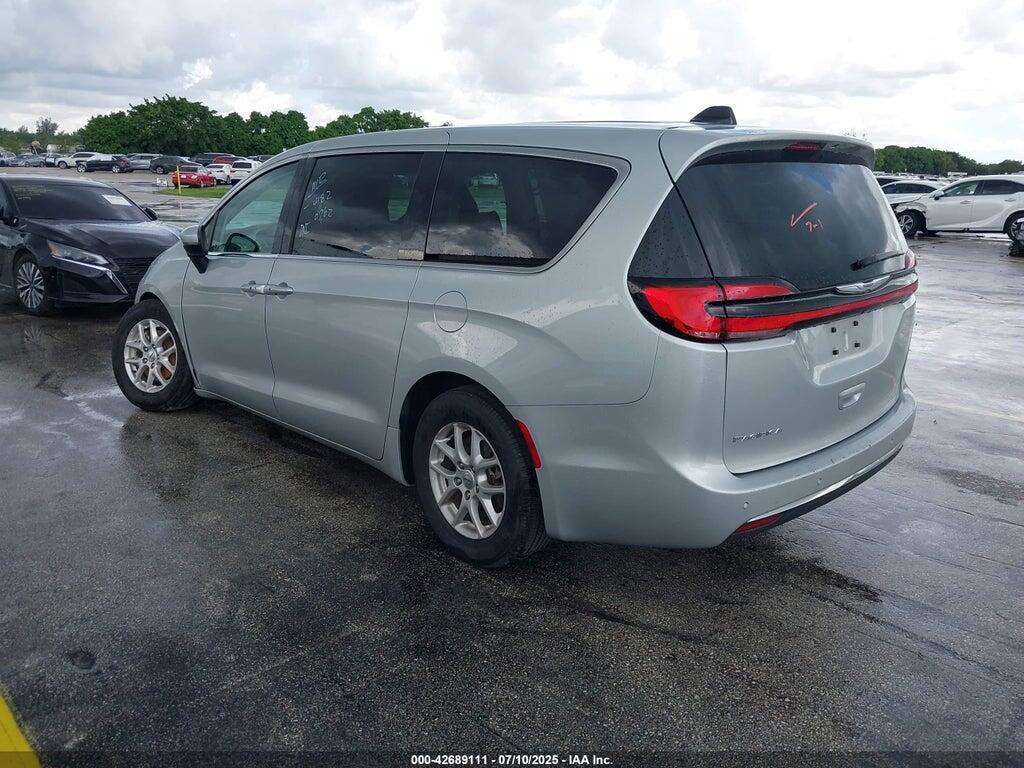 2C4RC1BG3PR586661 2023 CHRYSLER PACIFICA photo no. 3