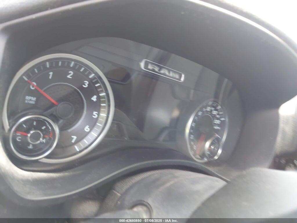 1C6SRFBT0KN589704 2019 RAM 1500 photo no. 7