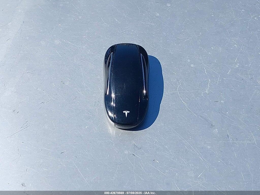 5YJXCDE29HF067037 2017 TESLA MODEL X photo no. 11