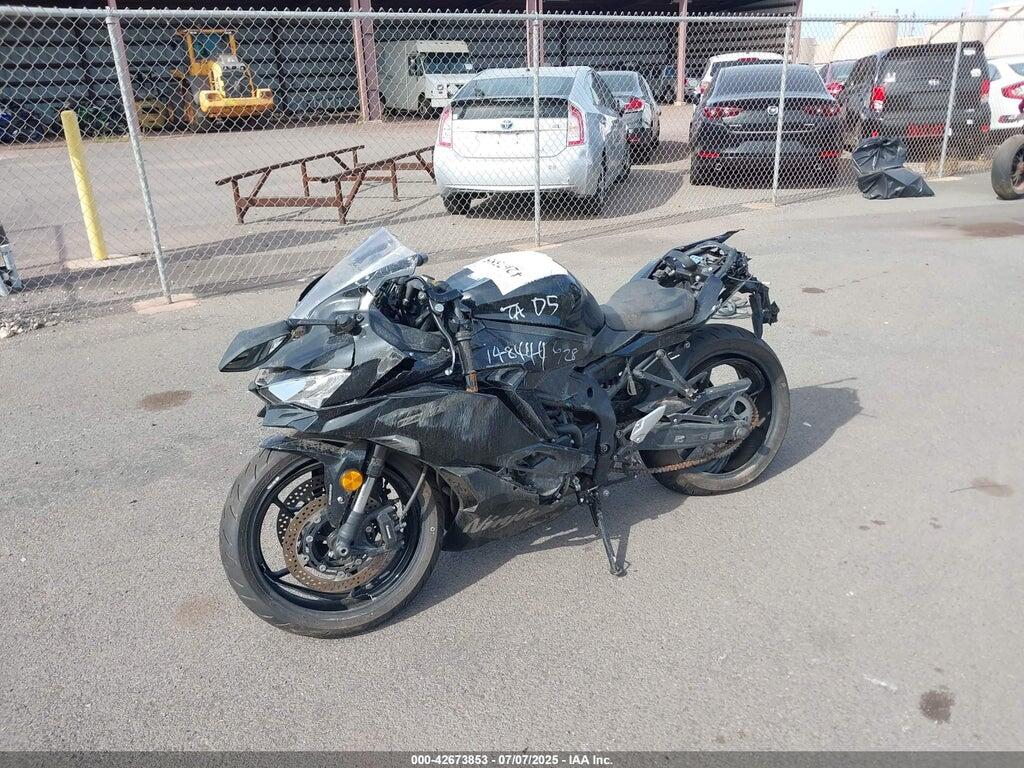 ML5ZXCP14SDA35104 2025 KAWASAKI ZX400 photo no. 2