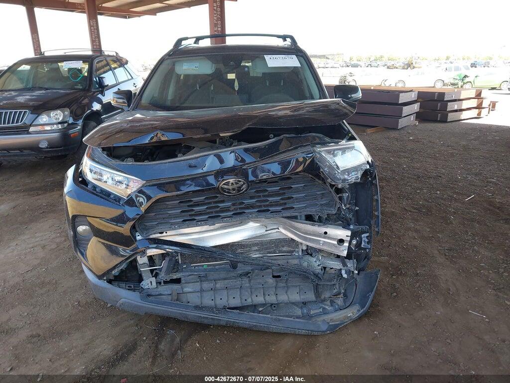 2T3W1RFV0KC014057 2019 TOYOTA RAV4 photo no. 11