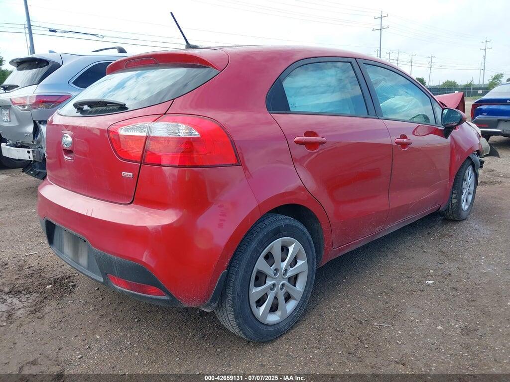 KNADM5A3XD6285107 2013 KIA RIO photo no. 4