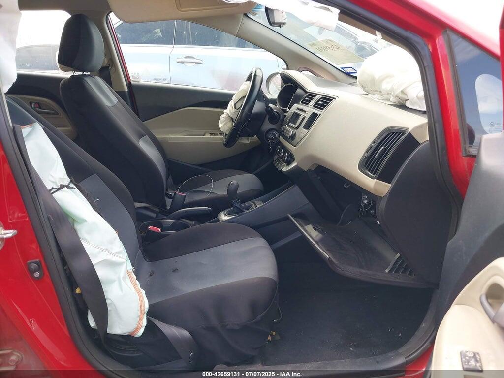 KNADM5A3XD6285107 2013 KIA RIO photo no. 5