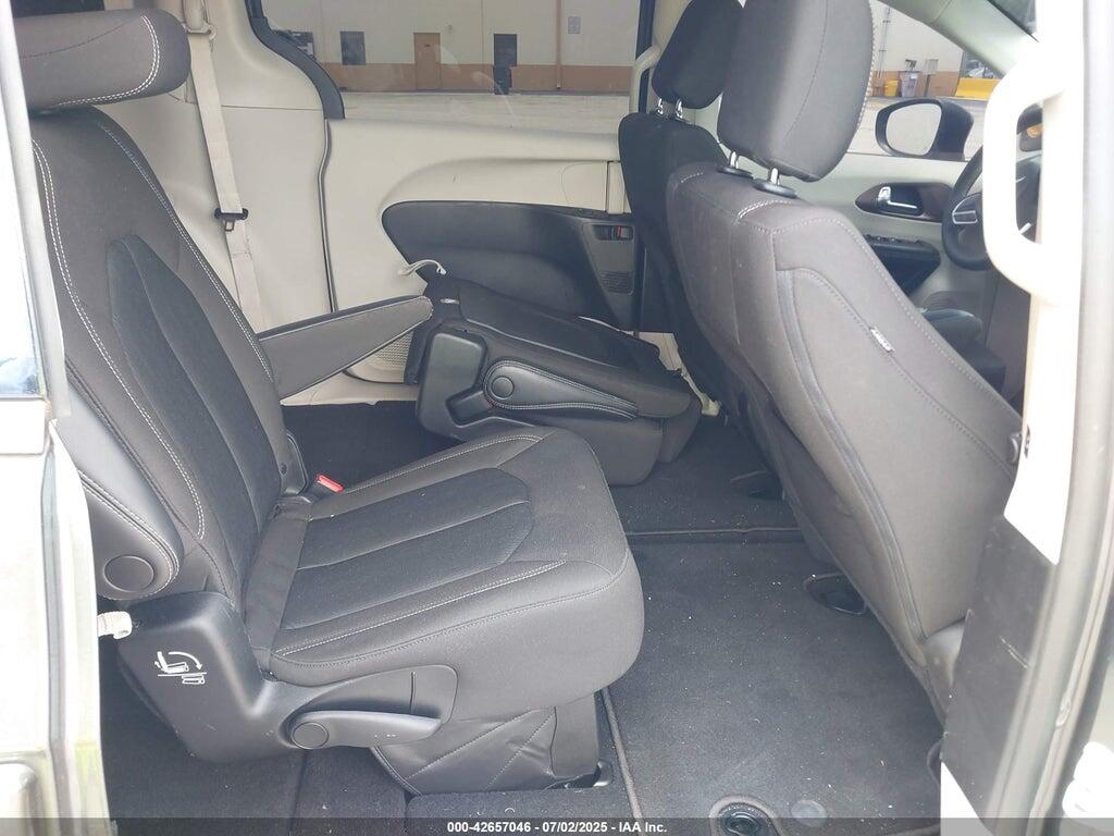 2C4RC1CG4NR223569 2022 CHRYSLER VOYAGER photo no. 8