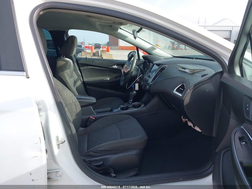 1G1BE5SM3K7100409 2019 CHEVROLET CRUZE photo no. 5