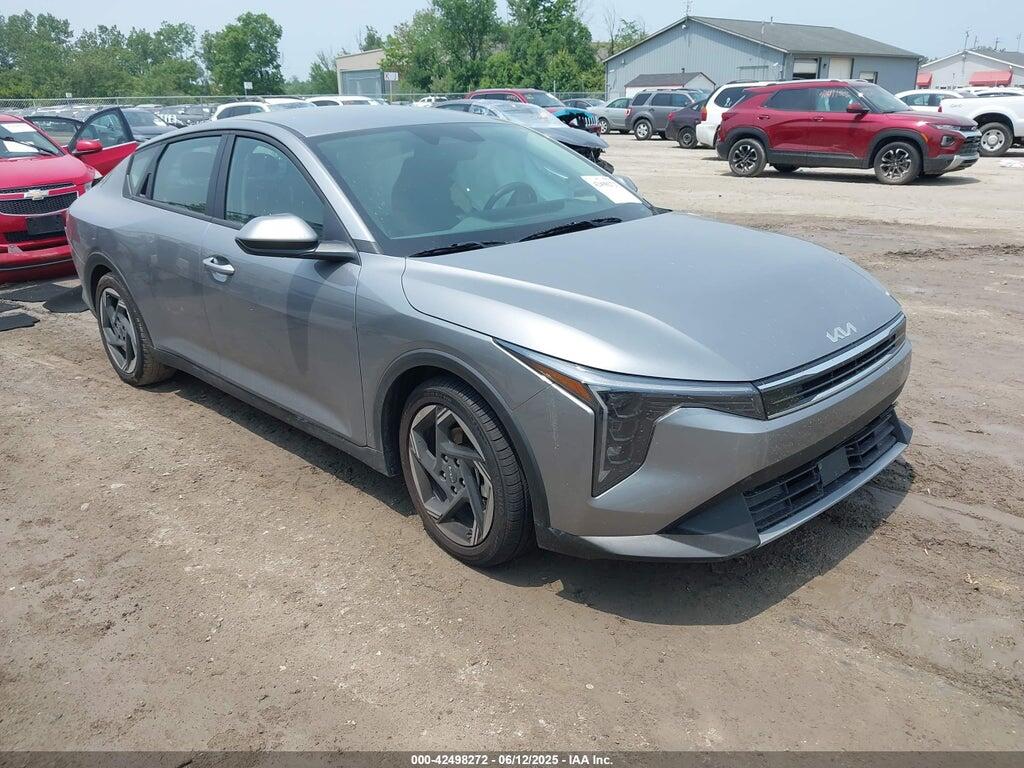 3KPFU4DE1SE127376 2025 KIA K4 photo no. 1