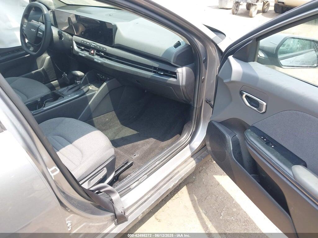 3KPFU4DE1SE127376 2025 KIA K4 photo no. 5