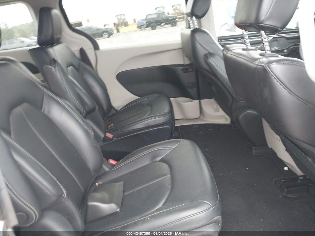 2C4RC1L74PR579782 2023 CHRYSLER PACIFICA HYBRID photo no. 8