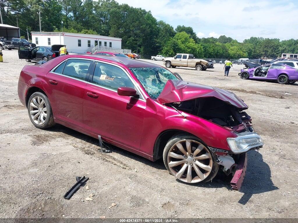 2C3CCAAG9GH311099 2016 CHRYSLER 300 photo no. 1