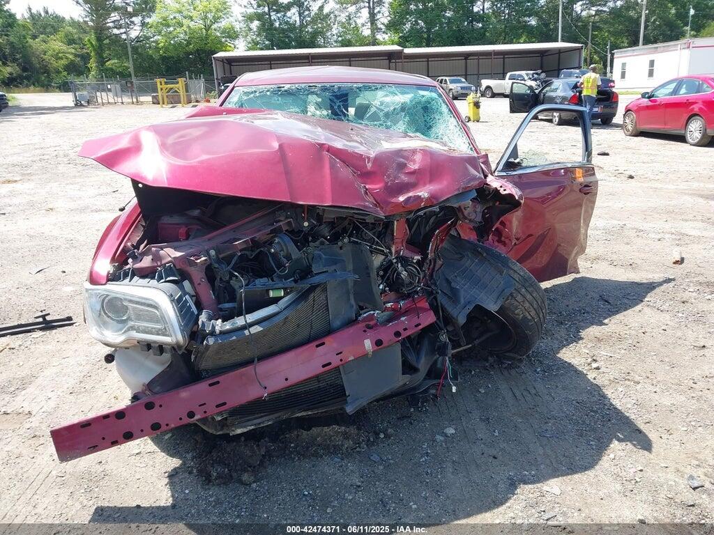 2C3CCAAG9GH311099 2016 CHRYSLER 300 photo no. 12