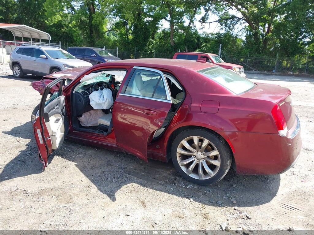 2C3CCAAG9GH311099 2016 CHRYSLER 300 photo no. 3