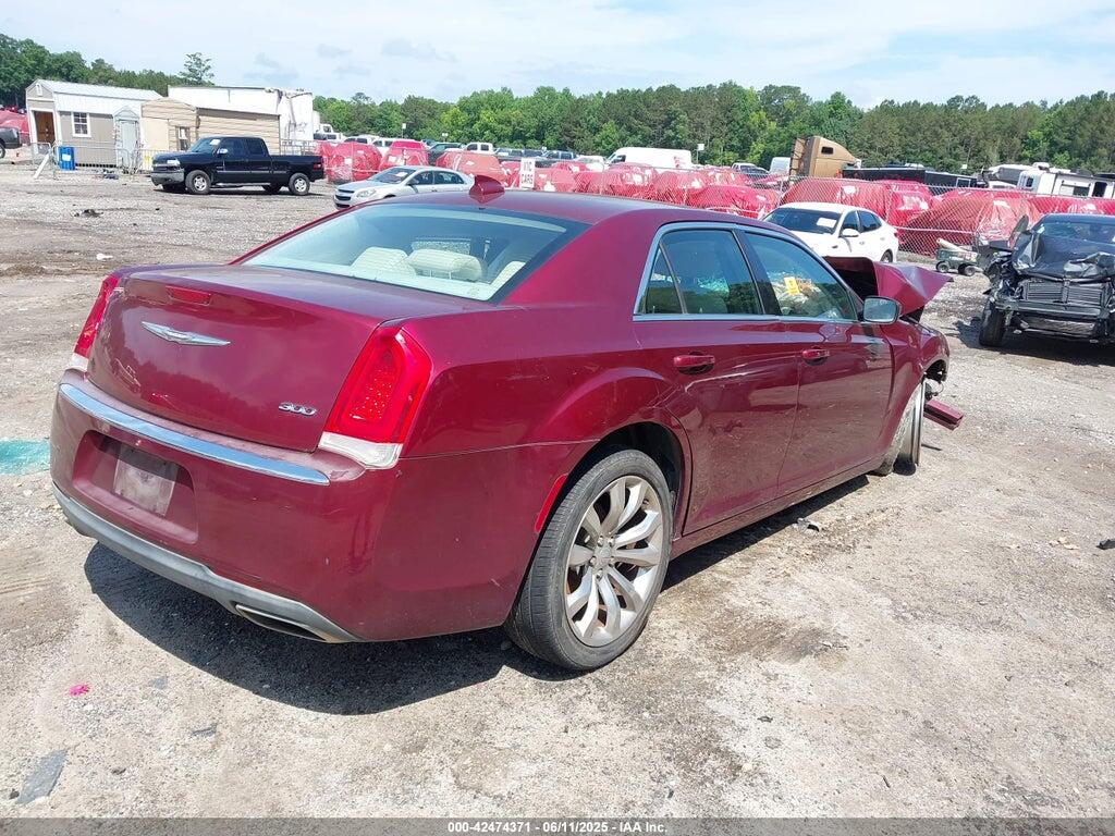 2C3CCAAG9GH311099 2016 CHRYSLER 300 photo no. 4