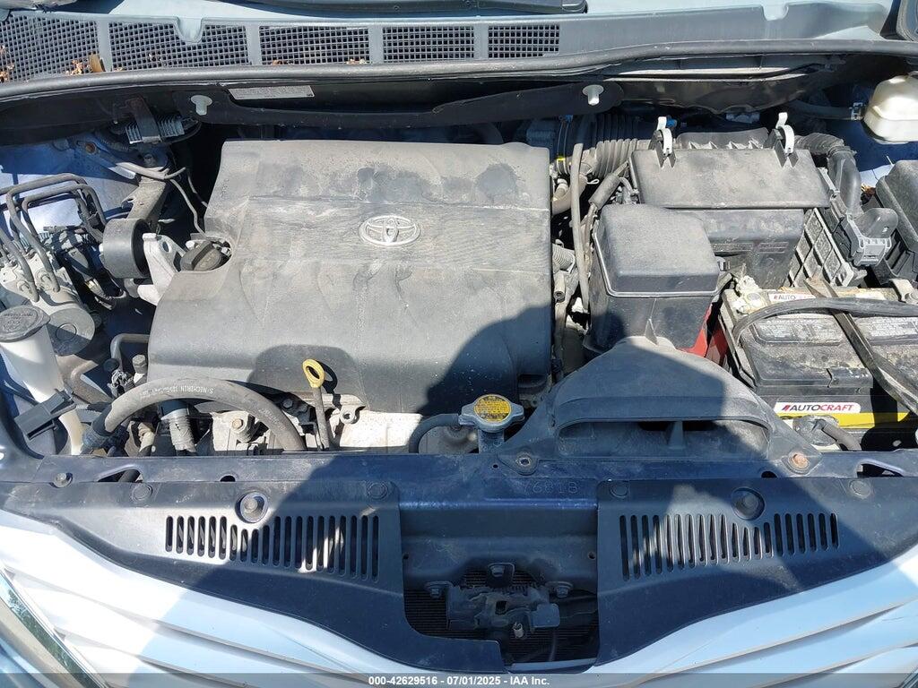 5TDYK3DC2ES498063 2014 TOYOTA SIENNA photo no. 10