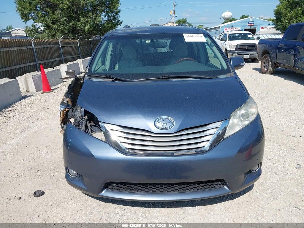 5TDYK3DC2ES498063 2014 TOYOTA SIENNA photo no. 12