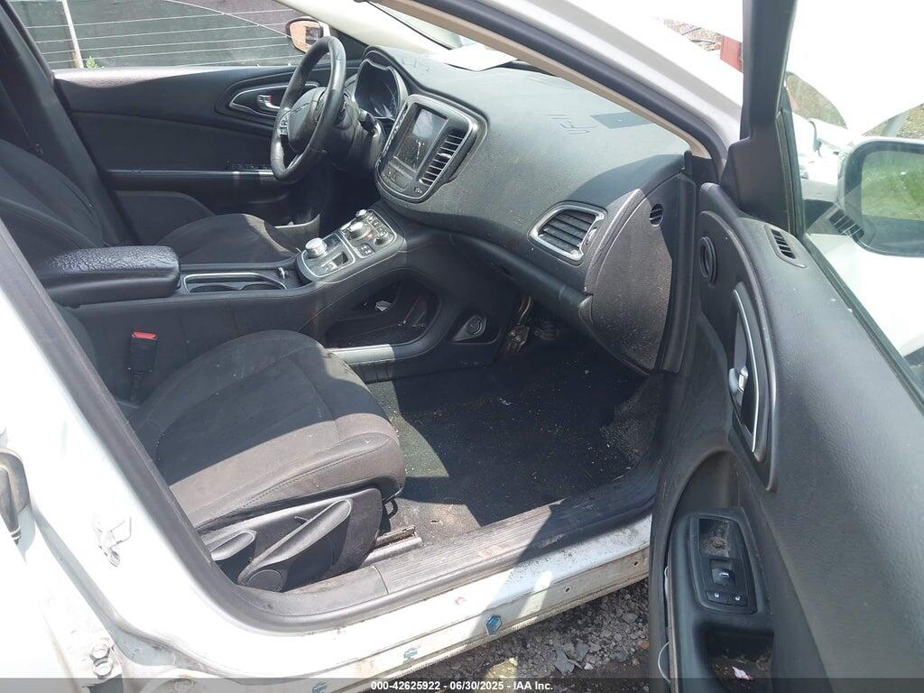 1C3CCCAB0FN755901 2015 CHRYSLER 200 photo no. 5