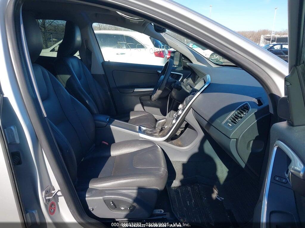 YV4612RK6G2857152 2016 VOLVO XC60 photo no. 5